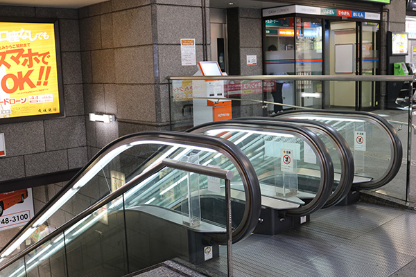 写真:エスカレーター